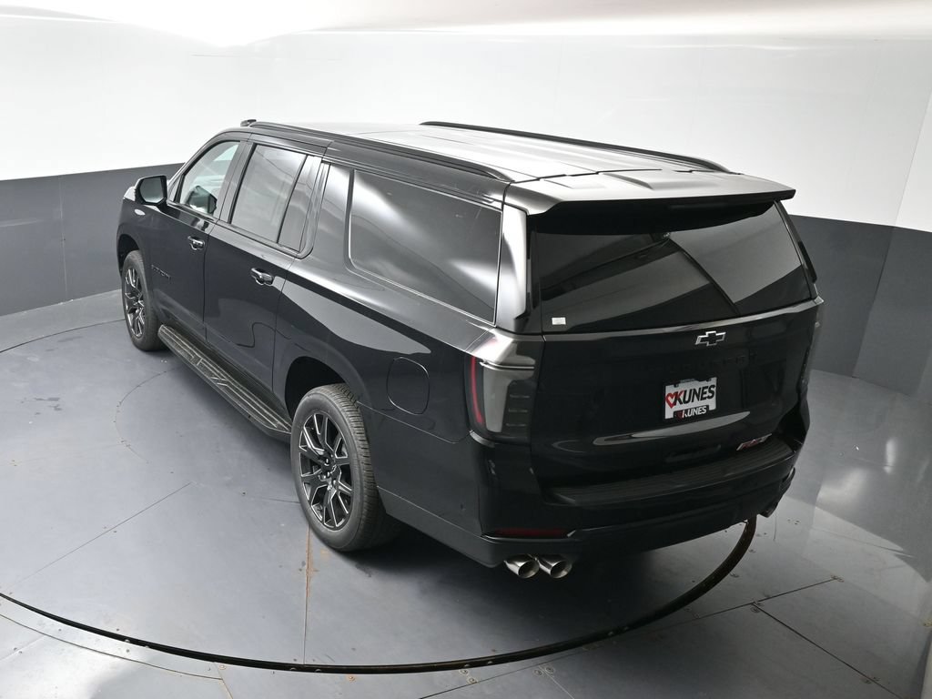 New 2026 Chevrolet Suburban RST w/ RST Capability Package AWD/4WD image 40