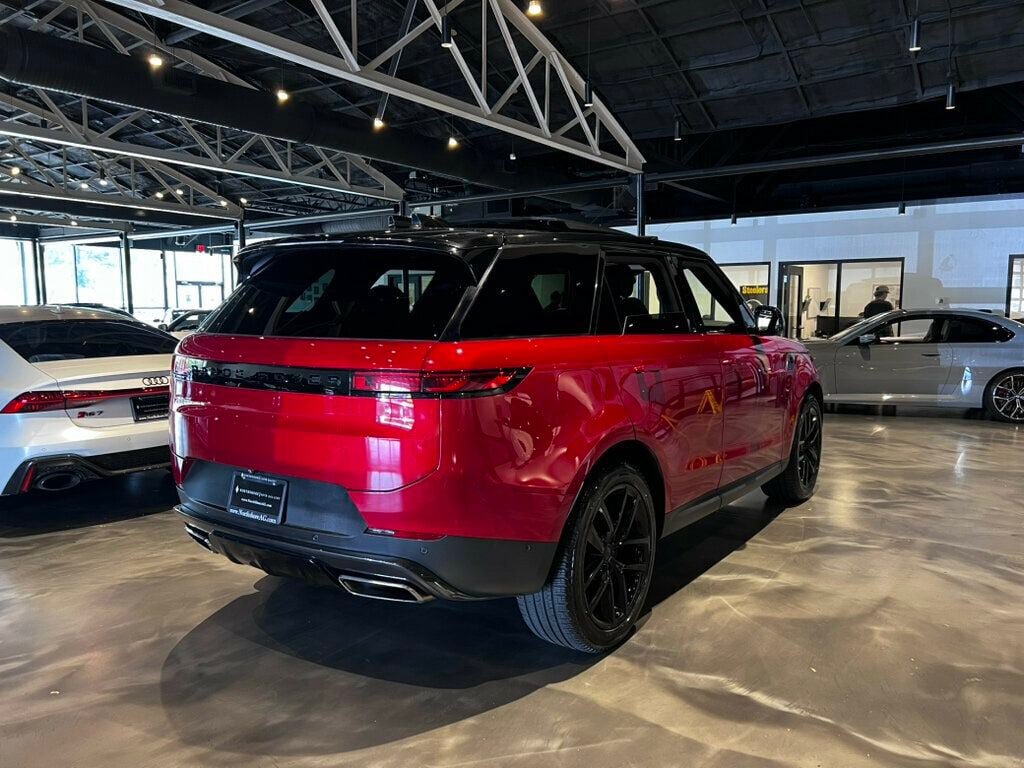 Used 2023 Land Rover Range Rover Sport SE AWD/4WD image 5