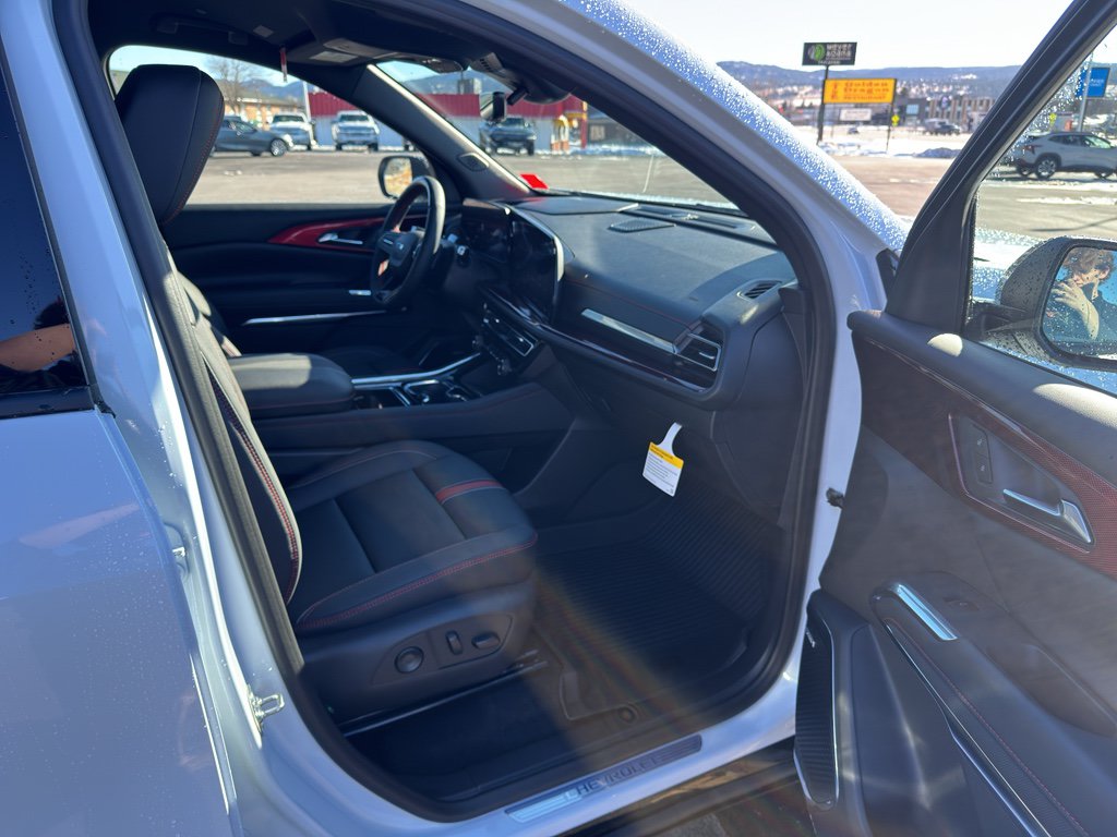 New 2026 Chevrolet Traverse RS w/ LPO, Floor Liner Package AWD/4WD image 26