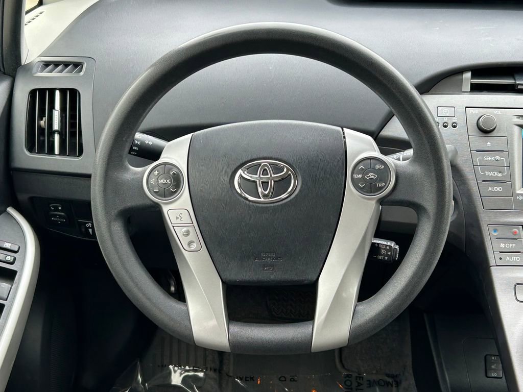 Used 2014 Toyota Prius Plug-In Hybrid FWD image 35