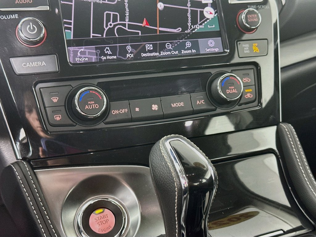 Used 2022 Nissan Maxima Platinum w/ Sport Mat Group FWD image 22