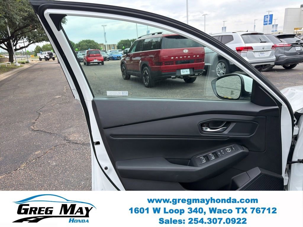 Used 2024 Honda Accord EX image 9