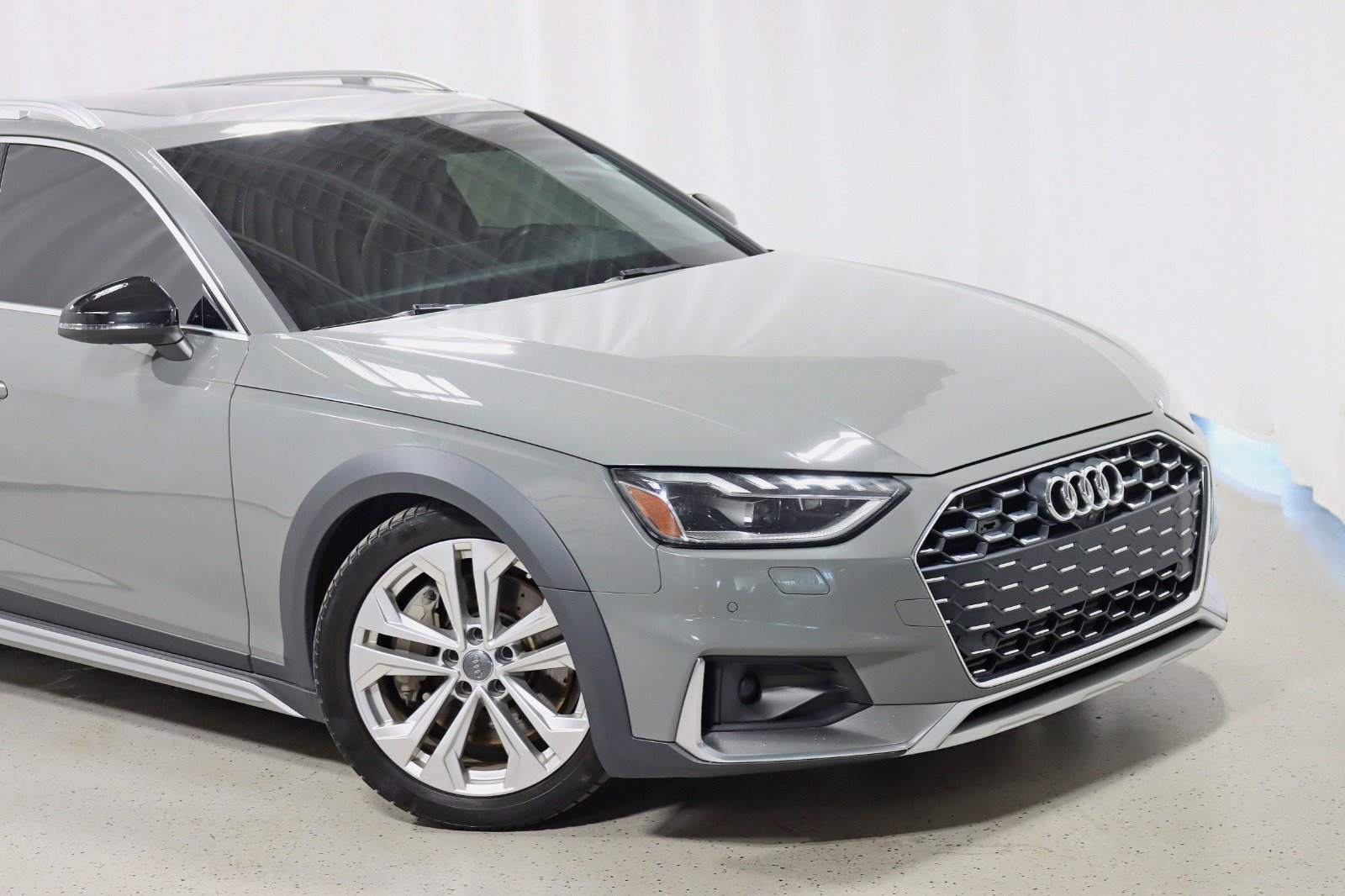 Used 2020 Audi A4 2.0T allroad Prestige AWD/4WD image 2