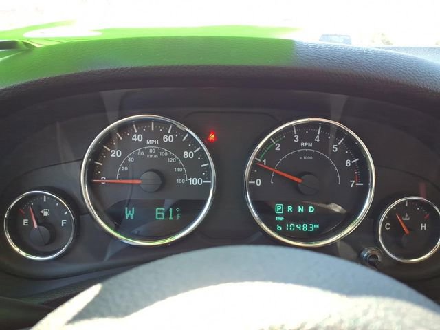 Used 2015 Jeep Wrangler Unlimited Sahara image 17