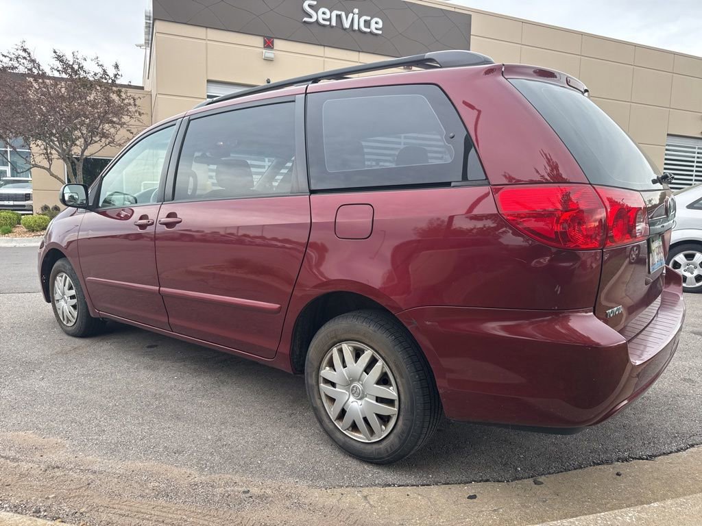 Used 2008 Toyota Sienna CE FWD image 7