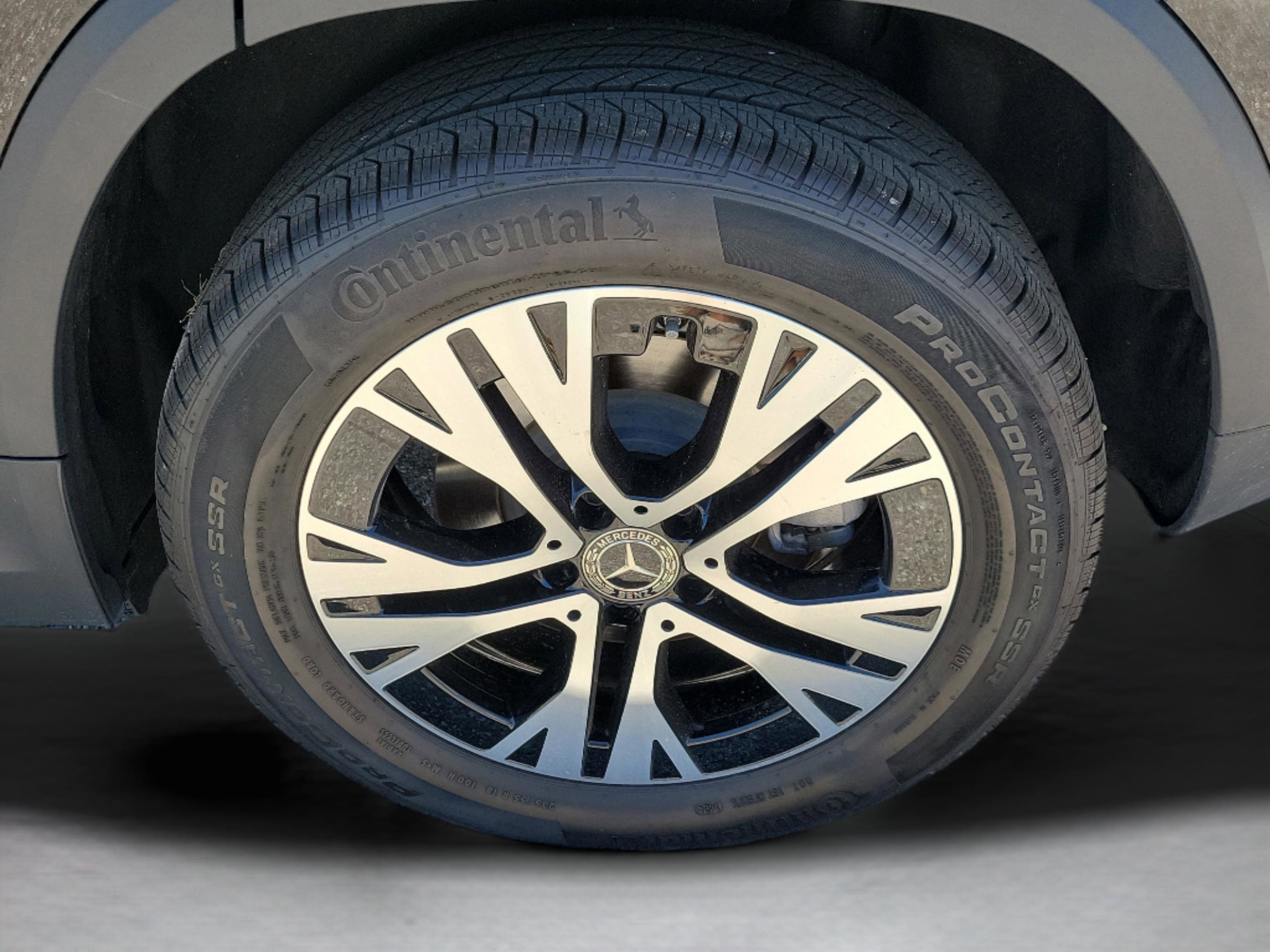 Certified 2025 Mercedes-Benz GLA 250 image 29