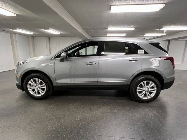 New 2025 Cadillac XT5 Luxury FWD image 2