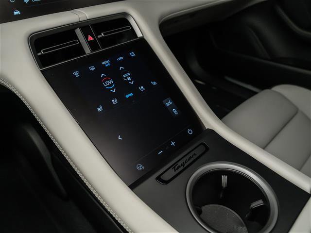 New 2025 Porsche Taycan image 27