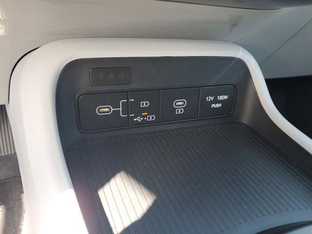 Certified 2024 Hyundai Kona SEL image 27