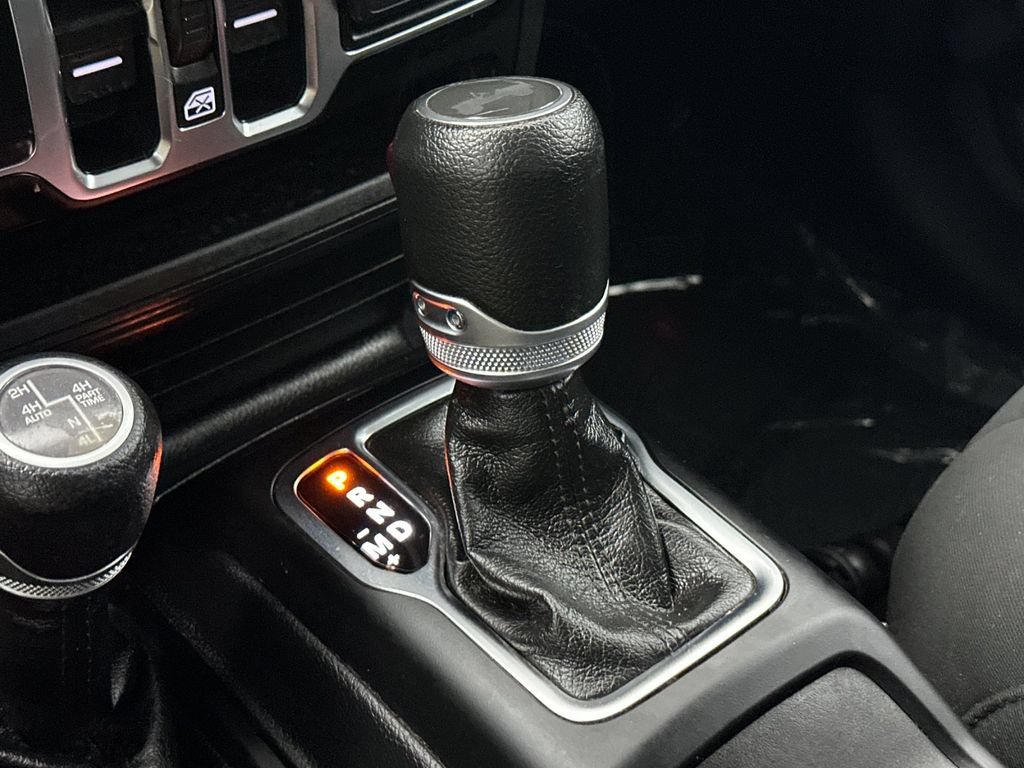 Used 2023 Jeep Wrangler Unlimited w/ Cold Weather Group AWD/4WD image 21