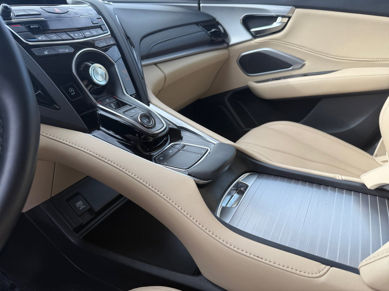 Used 2024 Acura RDX Base image 13