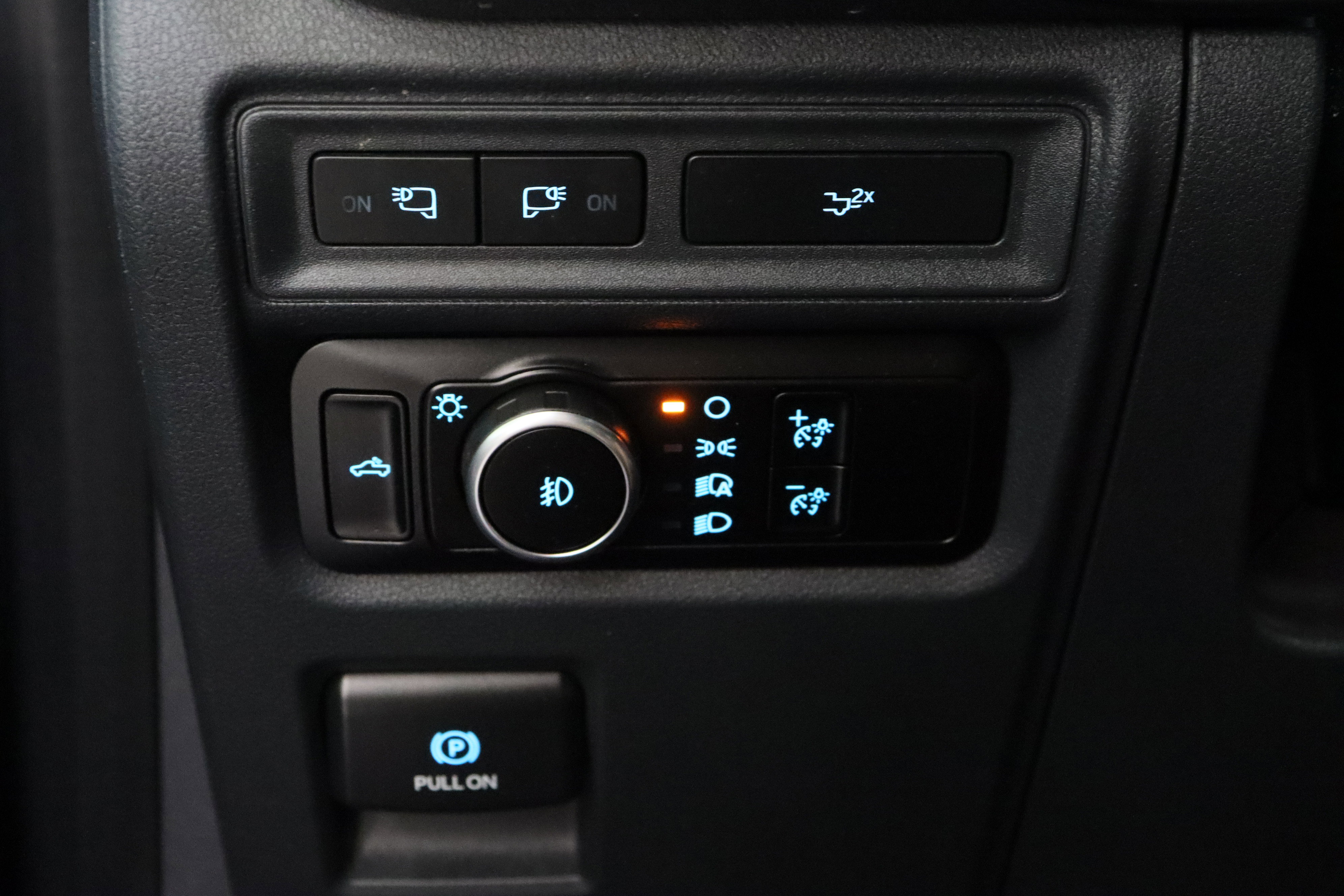 Used 2023 Ford F150 XLT w/ Equipment Group 302A High image 28