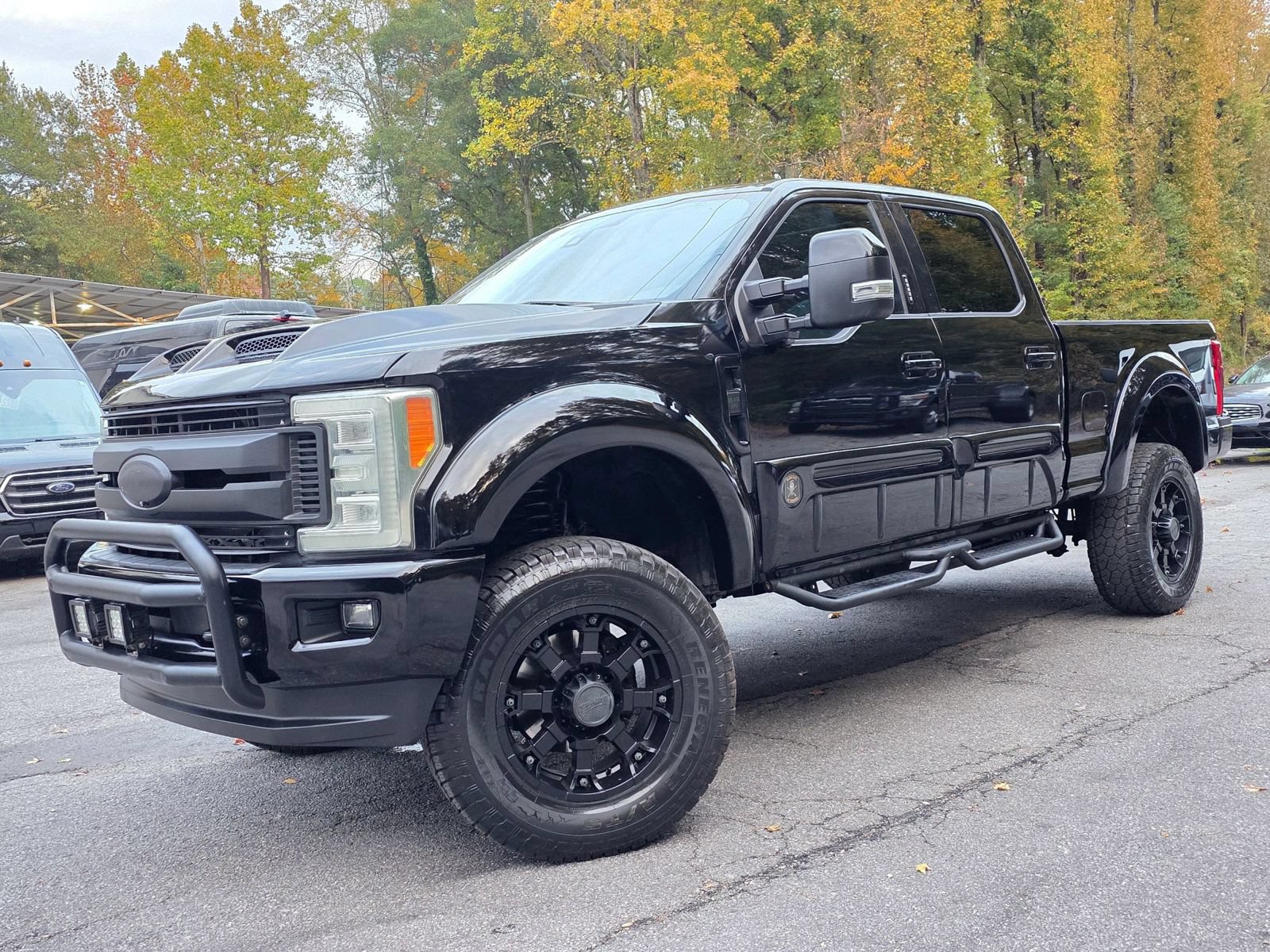 Used 2017 Ford F250 Lariat w/ Lariat Ultimate Package AWD/4WD image 3