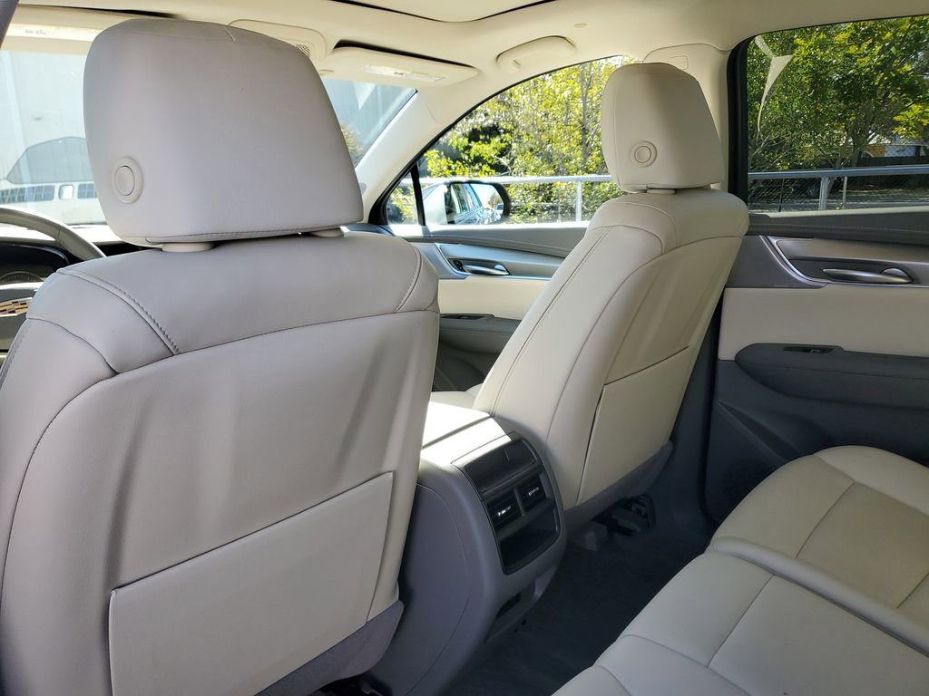 Certified 2023 Cadillac XT5 Premium Luxury w/ Technology Package image 15