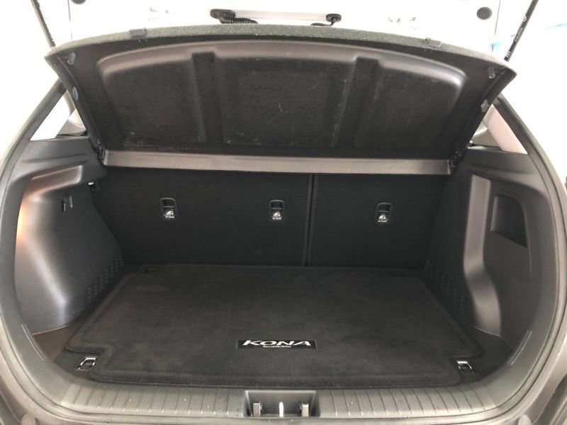 Used 2021 Hyundai Kona SE image 7