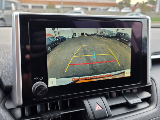 Used 2025 Toyota RAV4 LE FWD image 29