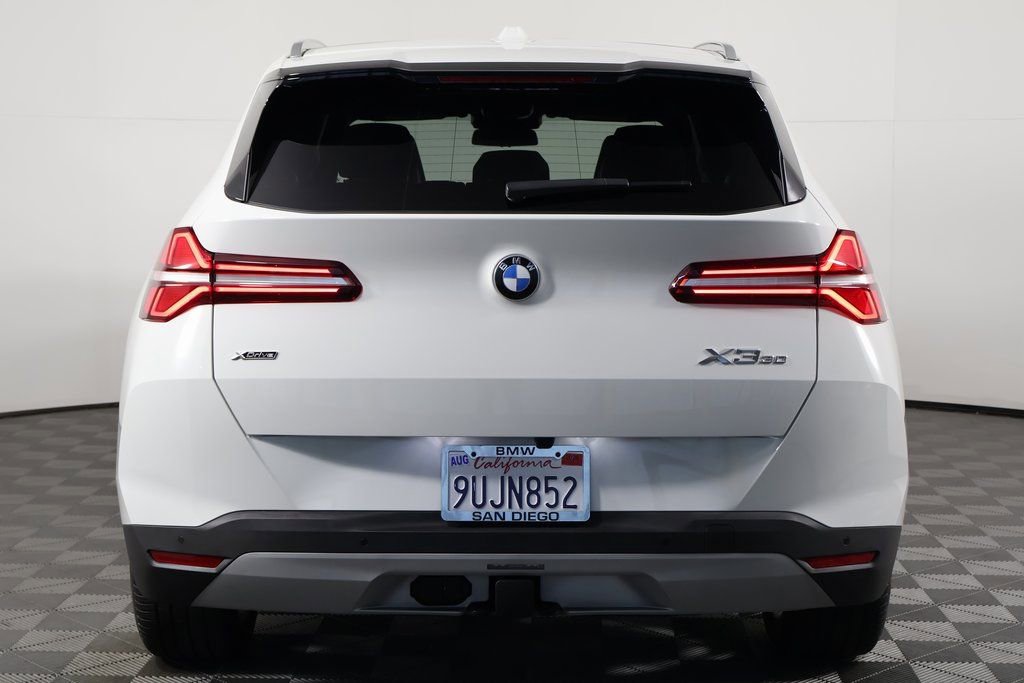 Used 2025 BMW X3 xDrive30i w/ Premium Package image 5