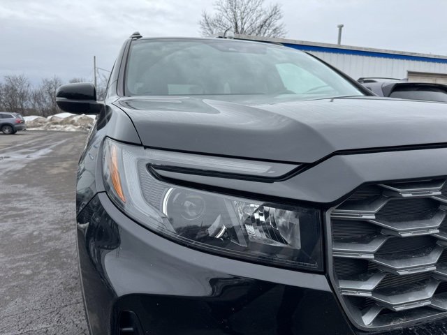 Used 2023 Honda Passport TrailSport image 10