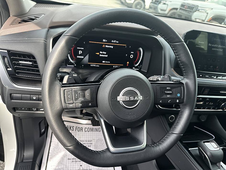 Certified 2023 Nissan Rogue Platinum w/ Platinum Premium Package FWD image 15