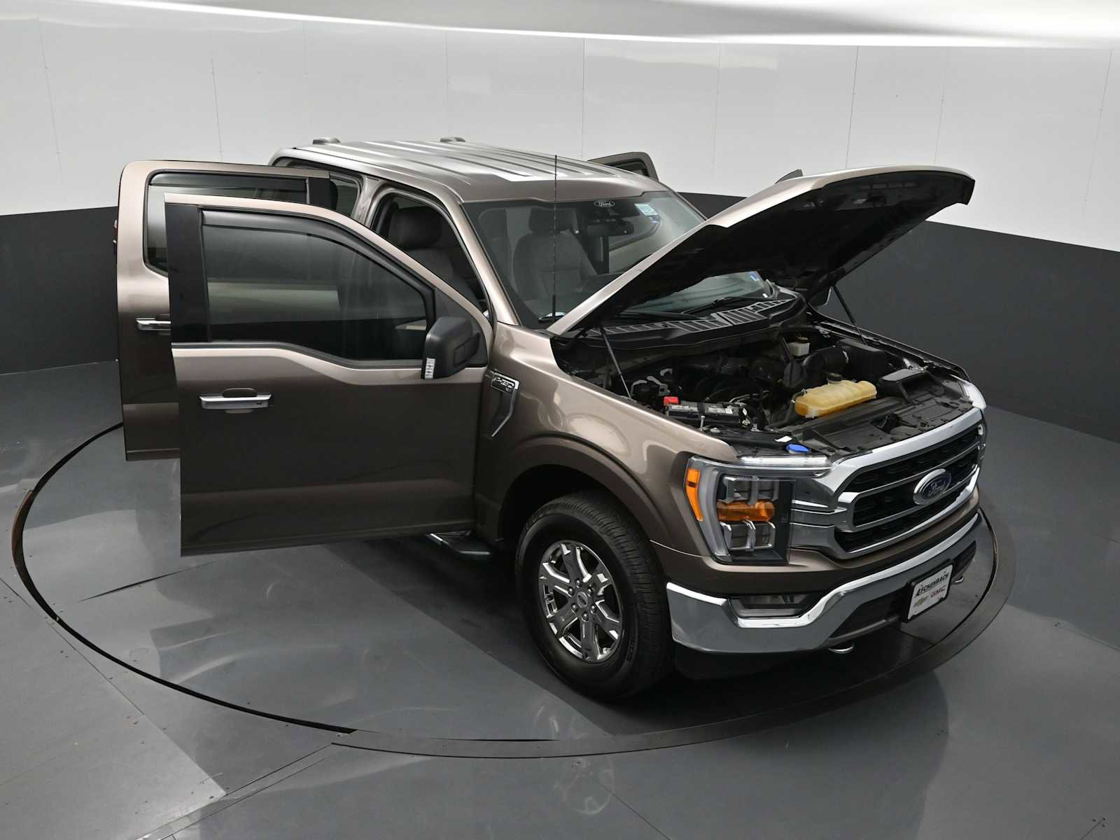 Used 2021 Ford F150 XLT w/ Equipment Group 302A High AWD/4WD image 26