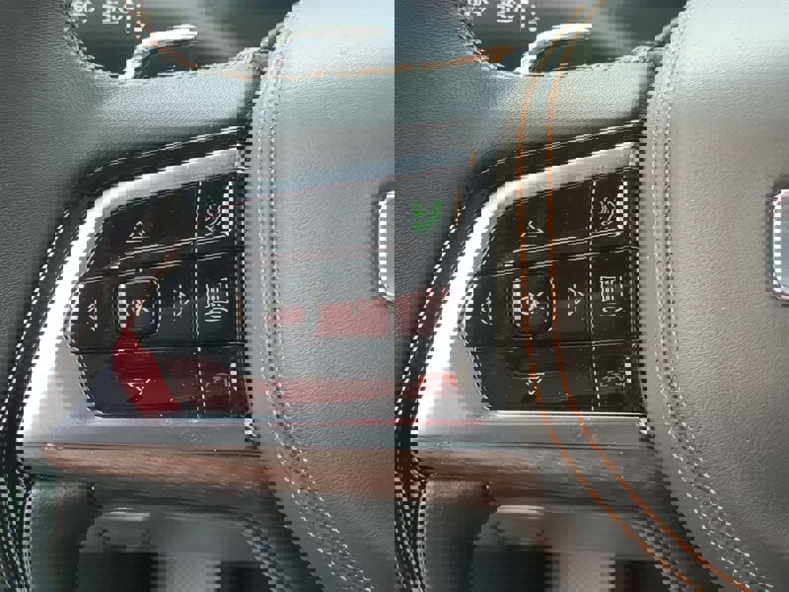 Certified 2024 Jeep Grand Cherokee L Summit w/ Advanced Protech Group IV image 32