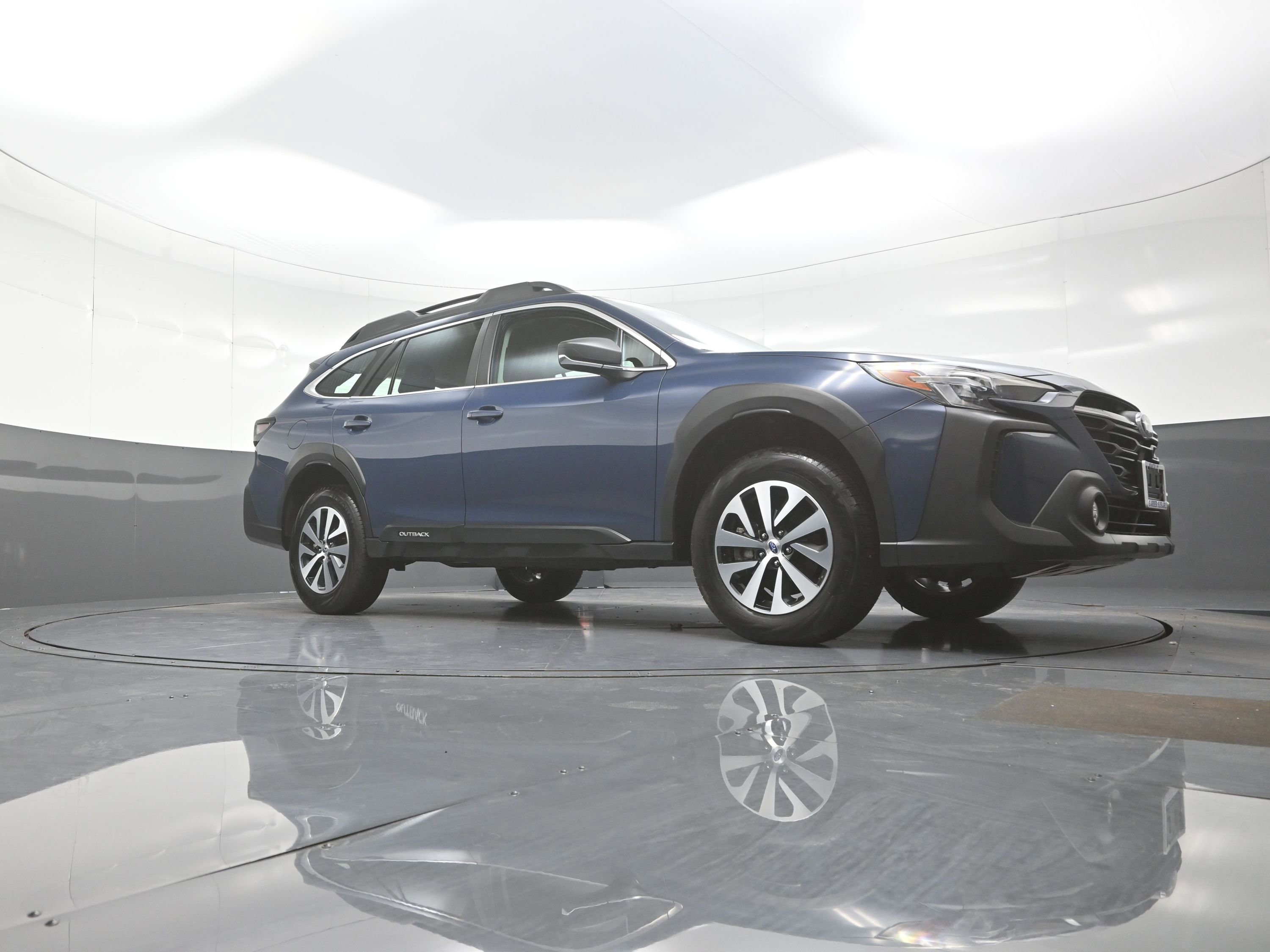 Used 2025 Subaru Outback image 10