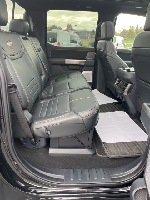 Used 2024 Ford F250 Platinum image 28
