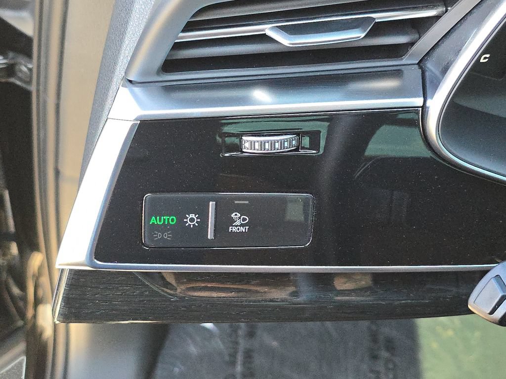 Certified 2023 Audi Q7 3.0T Prestige AWD/4WD image 33