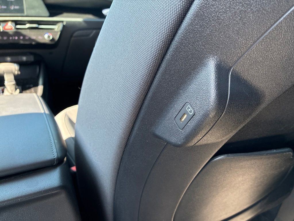 Used 2023 Kia Niro LX FWD image 21