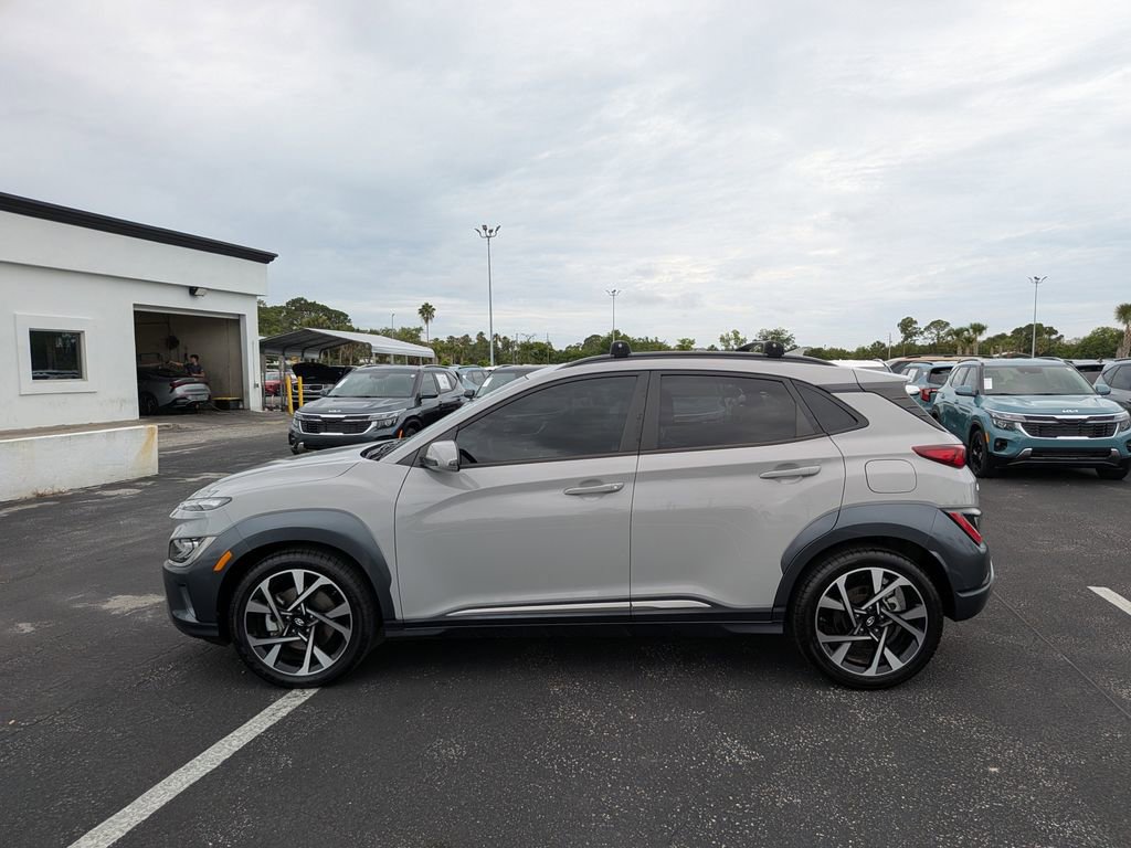 Used 2022 Hyundai Kona Limited FWD image 5