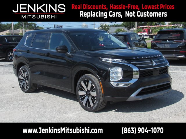 New 2025 Mitsubishi Outlander SE
