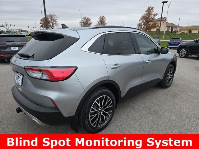 Certified 2022 Ford Escape Titanium w/ Titanium Premium Package image 5