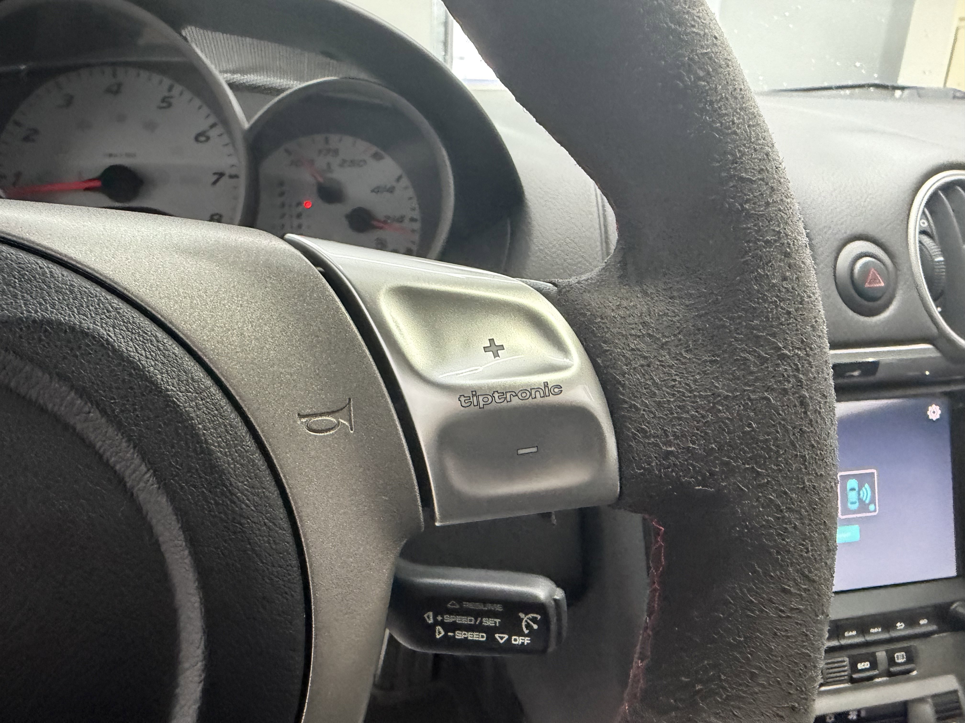 Used 2007 Porsche Cayman S image 11