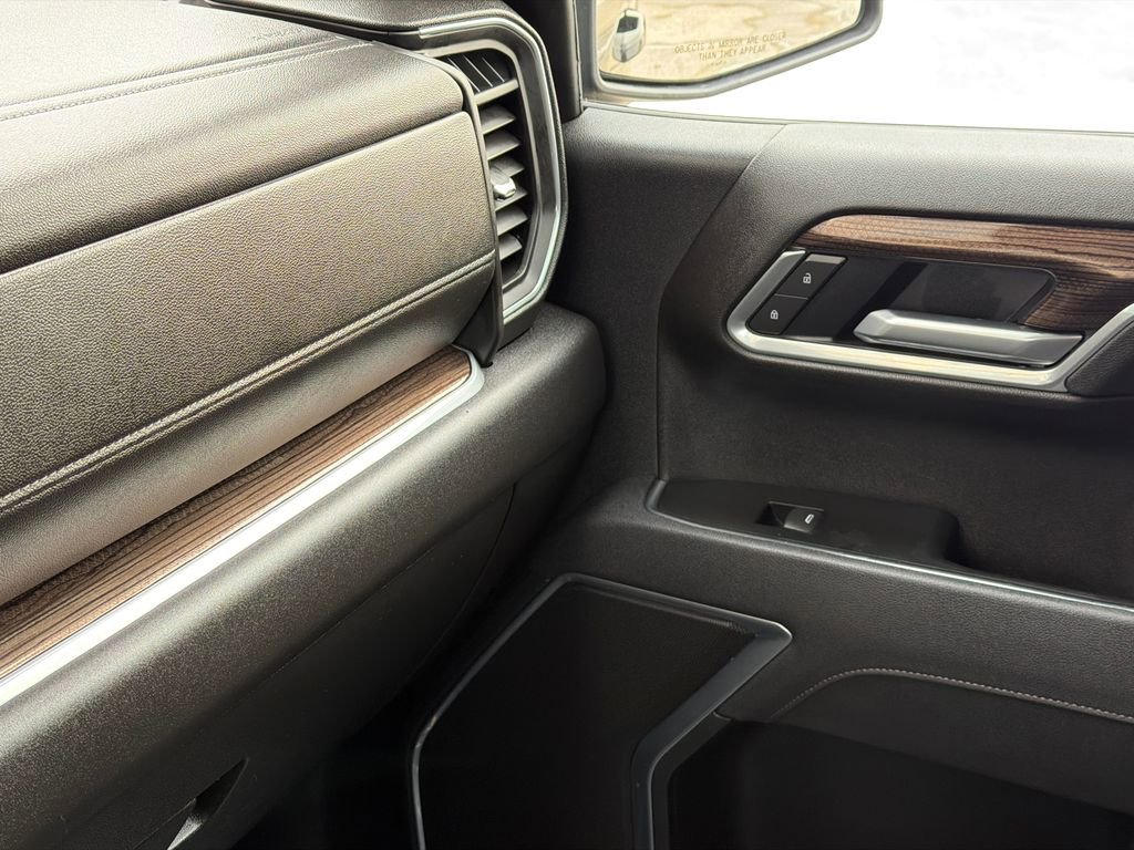 Used 2026 Chevrolet Silverado 1500 RST image 30