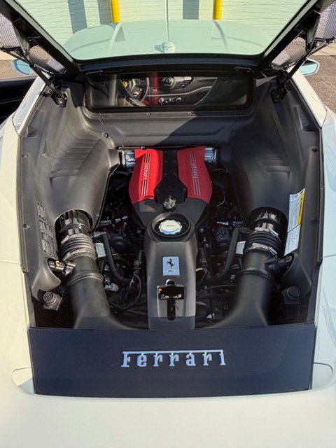 Used 2019 Ferrari 488 GTB RWD image 22