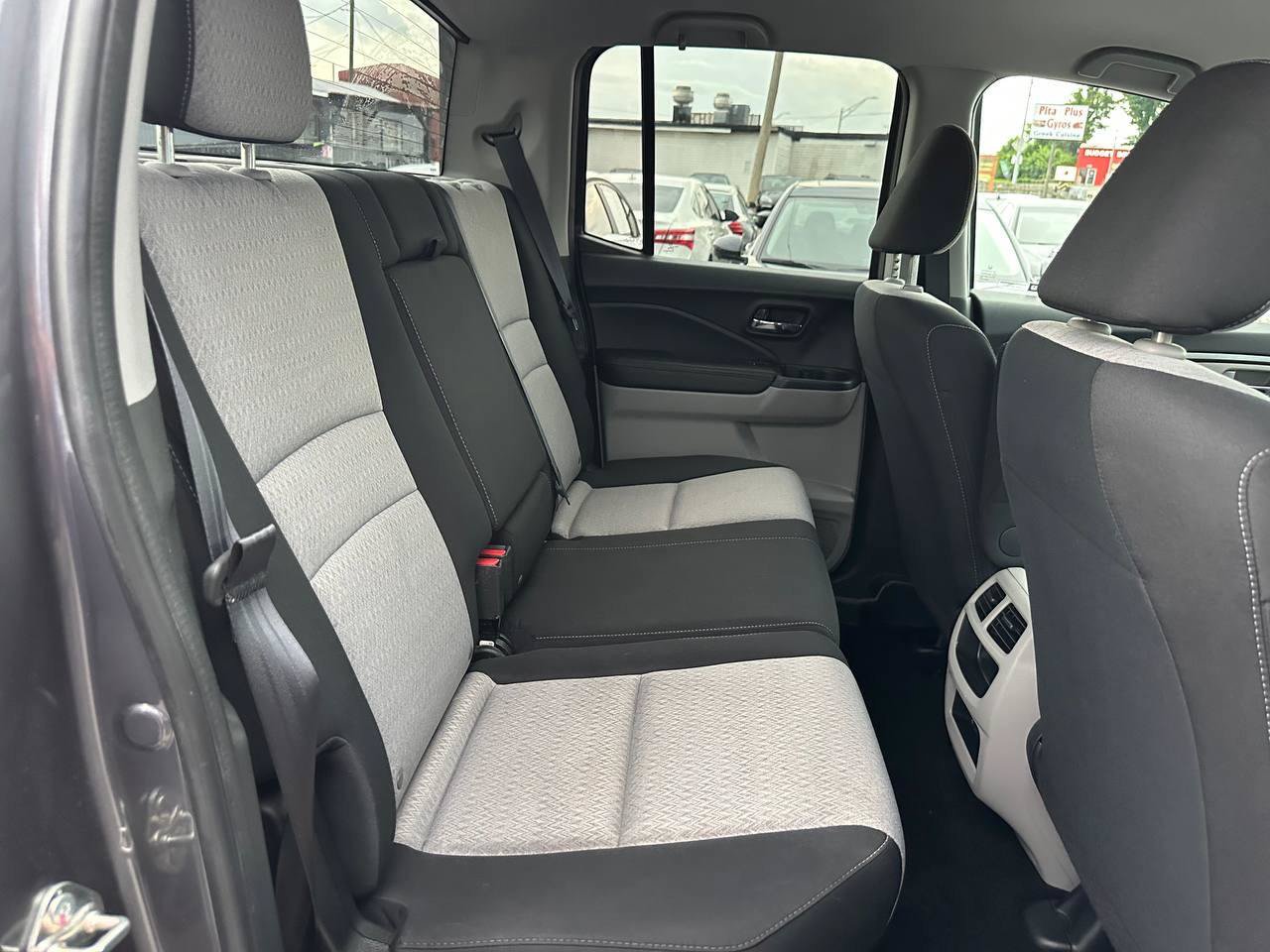 Used 2017 Honda Ridgeline RT image 34
