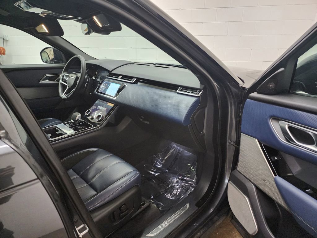 Used 2023 Land Rover Range Rover Velar R-Dynamic S AWD/4WD image 32