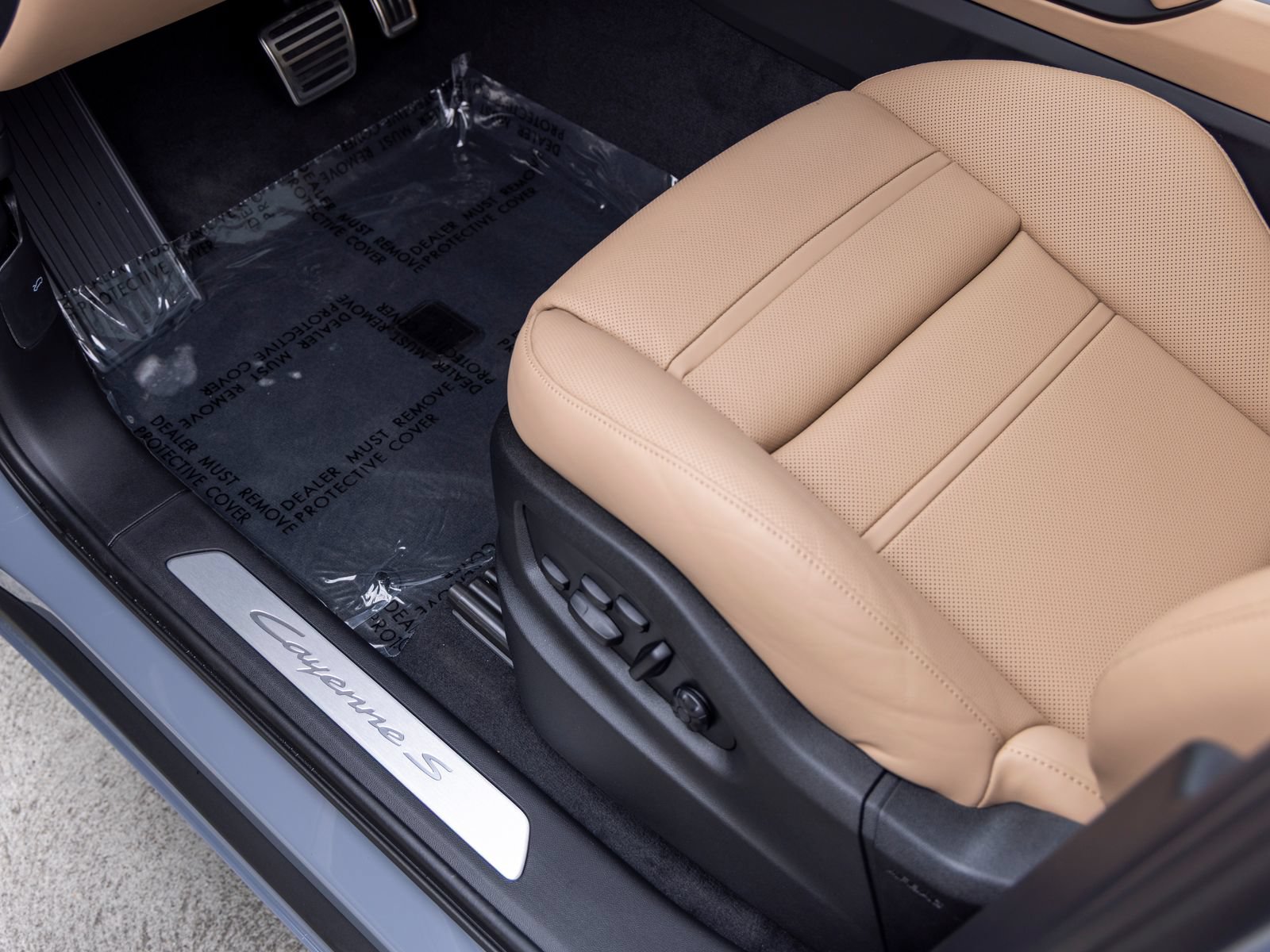New 2026 Porsche Cayenne S AWD/4WD image 29