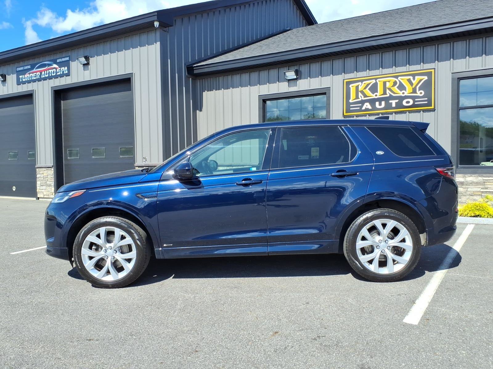 Used 2020 Land Rover Discovery Sport HSE R-Dynamic AWD/4WD image 4