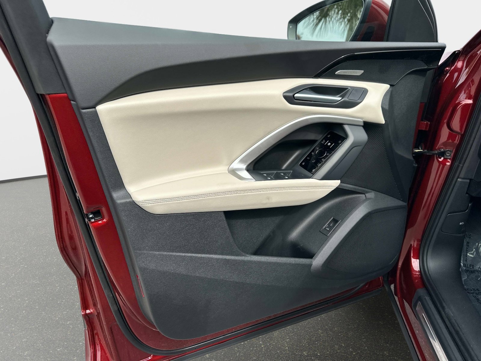 New 2025 Audi Q5 Prestige image 17