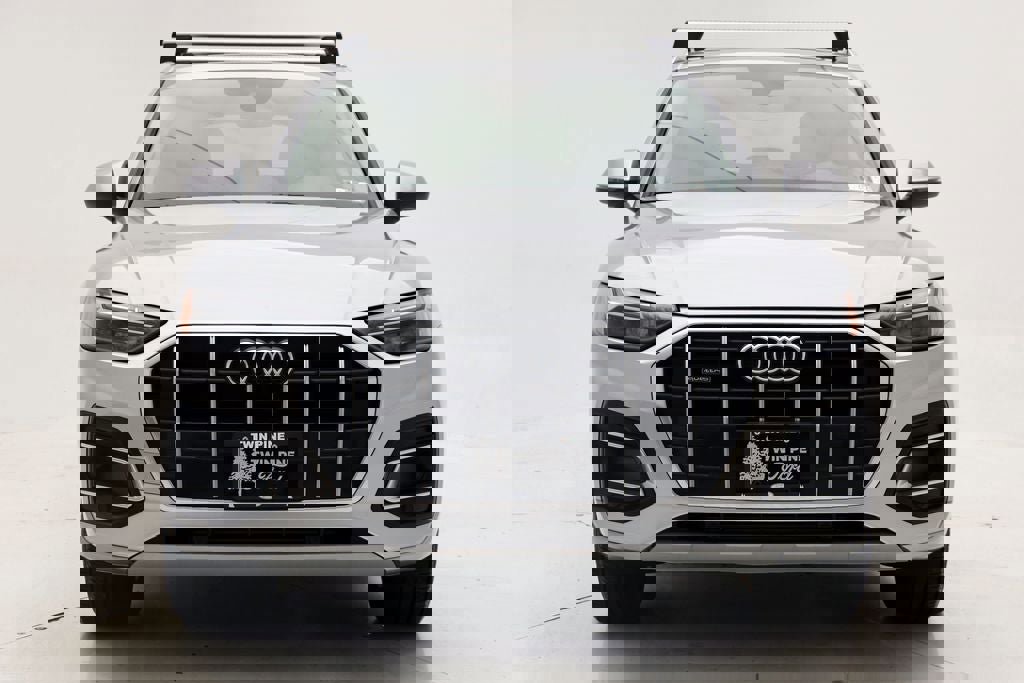 Used 2023 Audi Q5 2.0T Premium w/ Convenience Package image 4