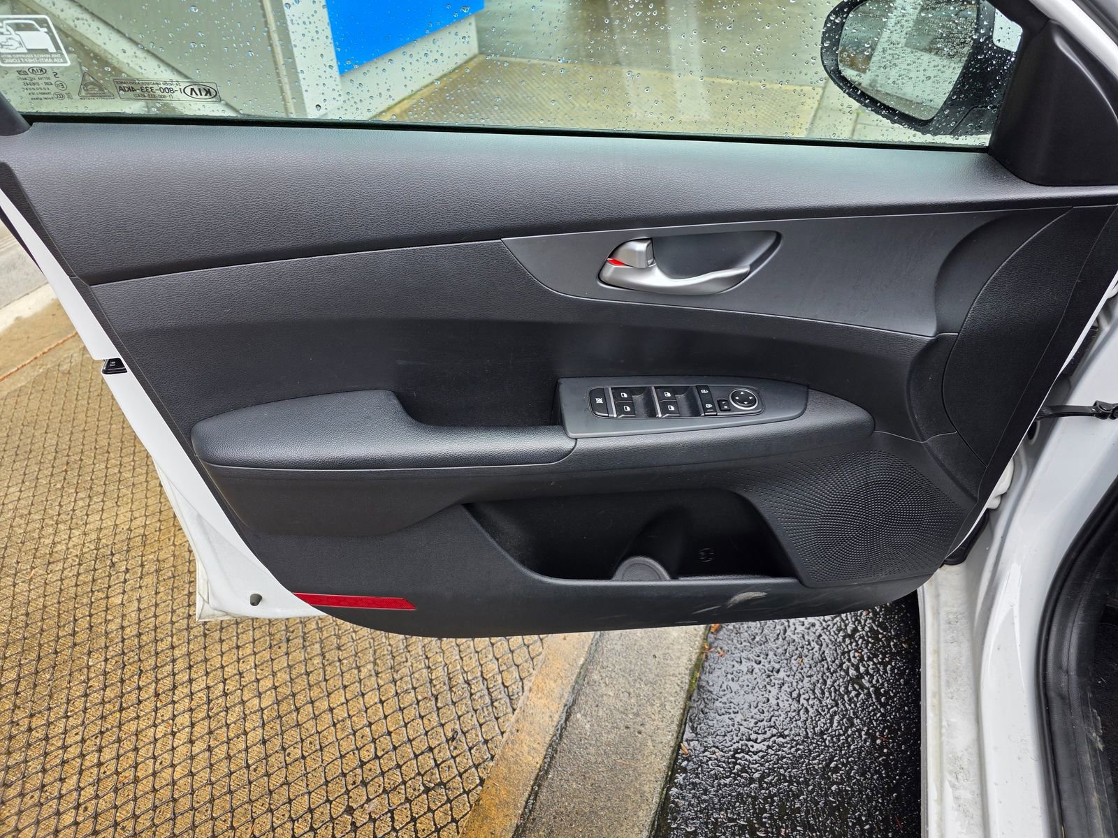 Used 2021 Kia Forte LXS image 10