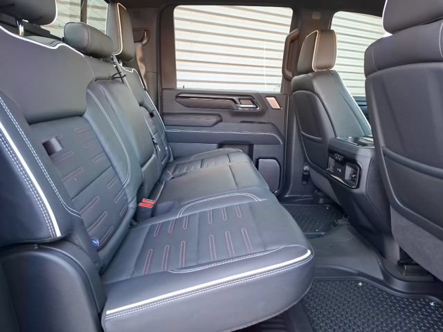 Used 2026 GMC Sierra 2500 AT4X AWD/4WD image 32