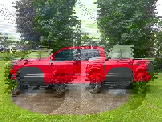 New 2025 Nissan Frontier PRO-4X