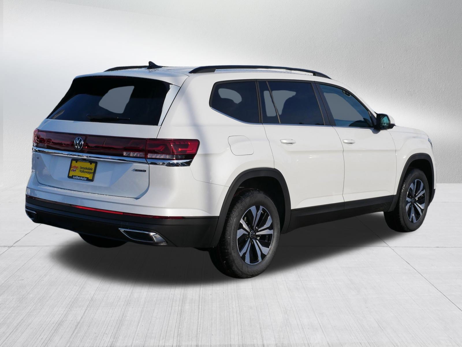 New 2026 Volkswagen Atlas SE AWD/4WD image 3