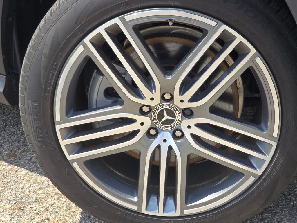Certified 2024 Mercedes-Benz GLS 450 4MATIC image 10