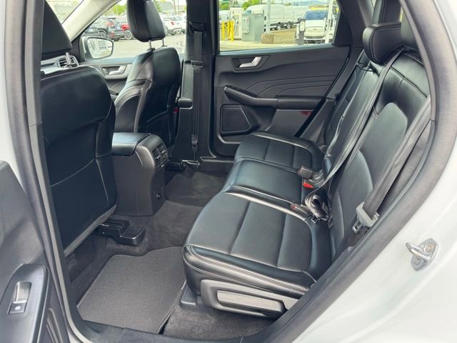 Used 2025 Ford Escape Platinum AWD/4WD image 23