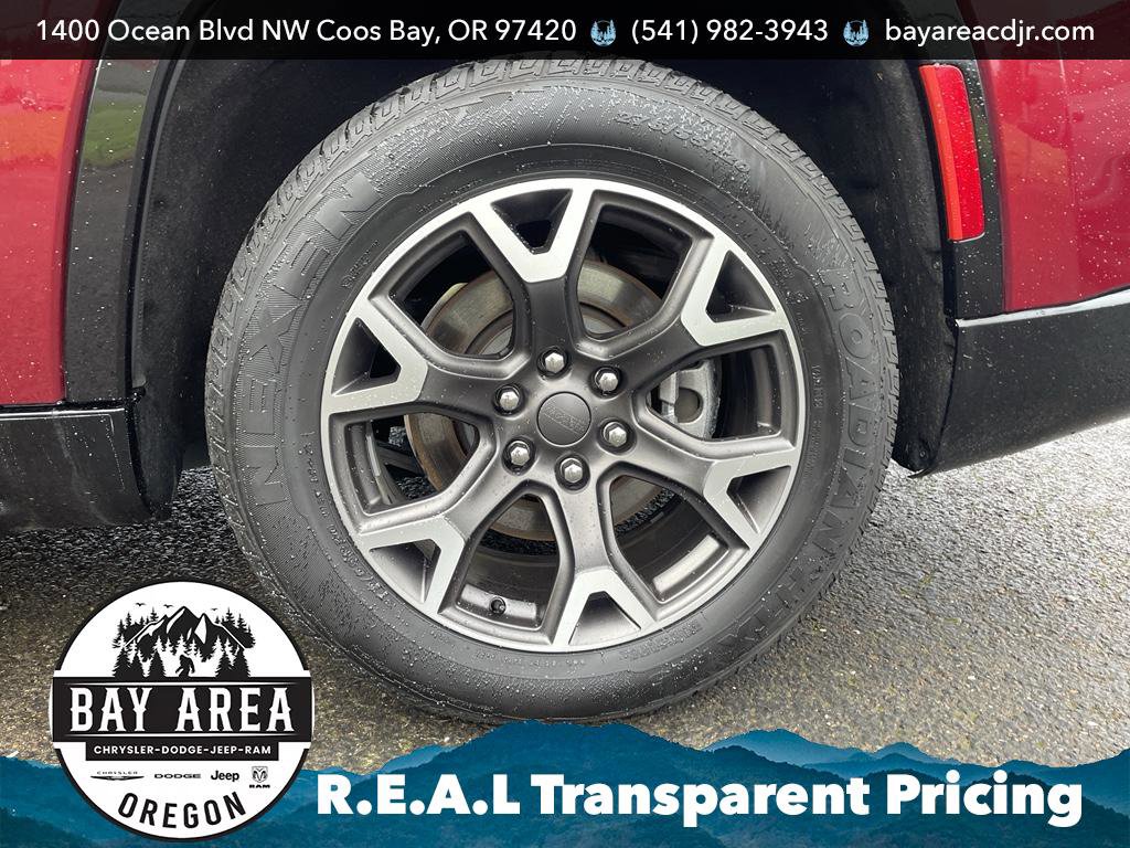 Used 2024 Jeep Wagoneer Series III image 13