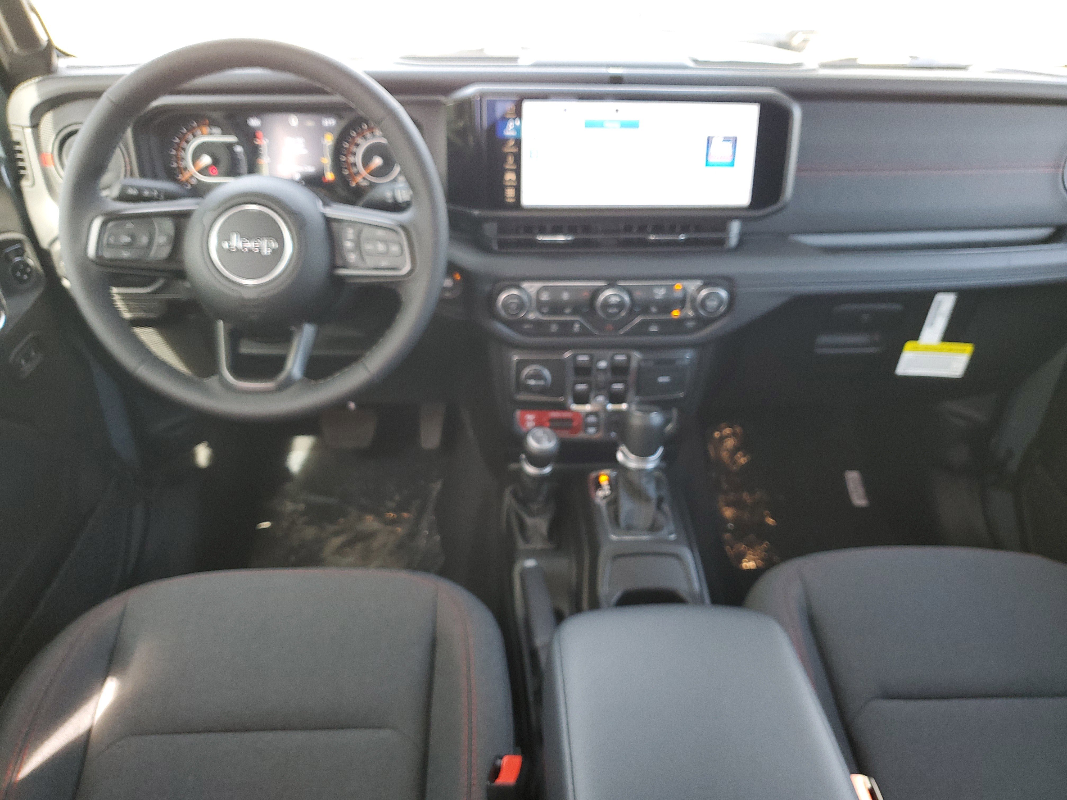 New 2025 Jeep Gladiator Rubicon image 13