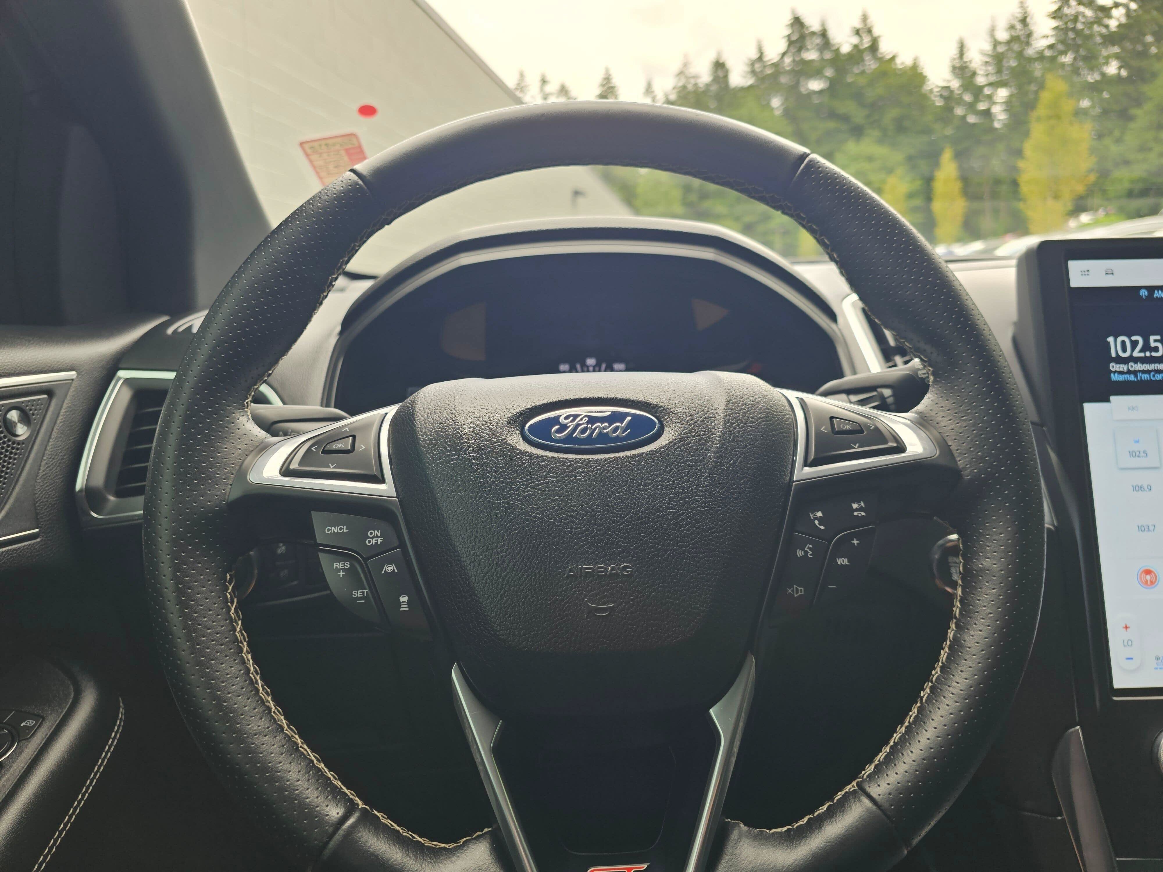 Used 2022 Ford Edge ST w/ Equipment Group 401A AWD/4WD image 24